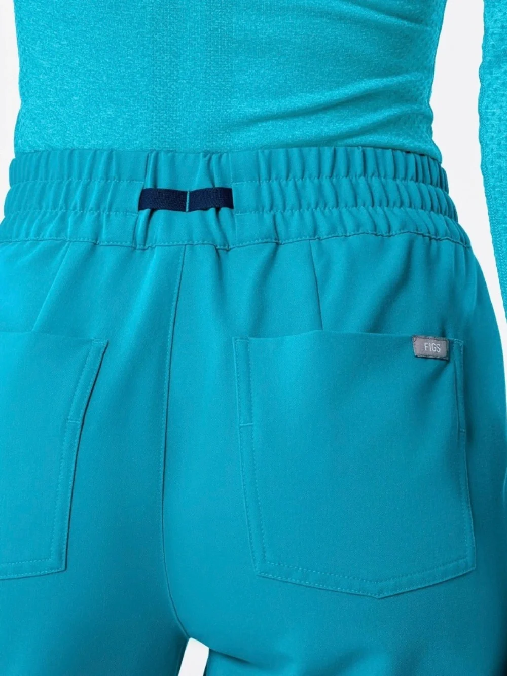 SOLD ON ANOTHER PLATFORM FIGS Uman High Waisted Jogger Scrub Pants Teal M NWT